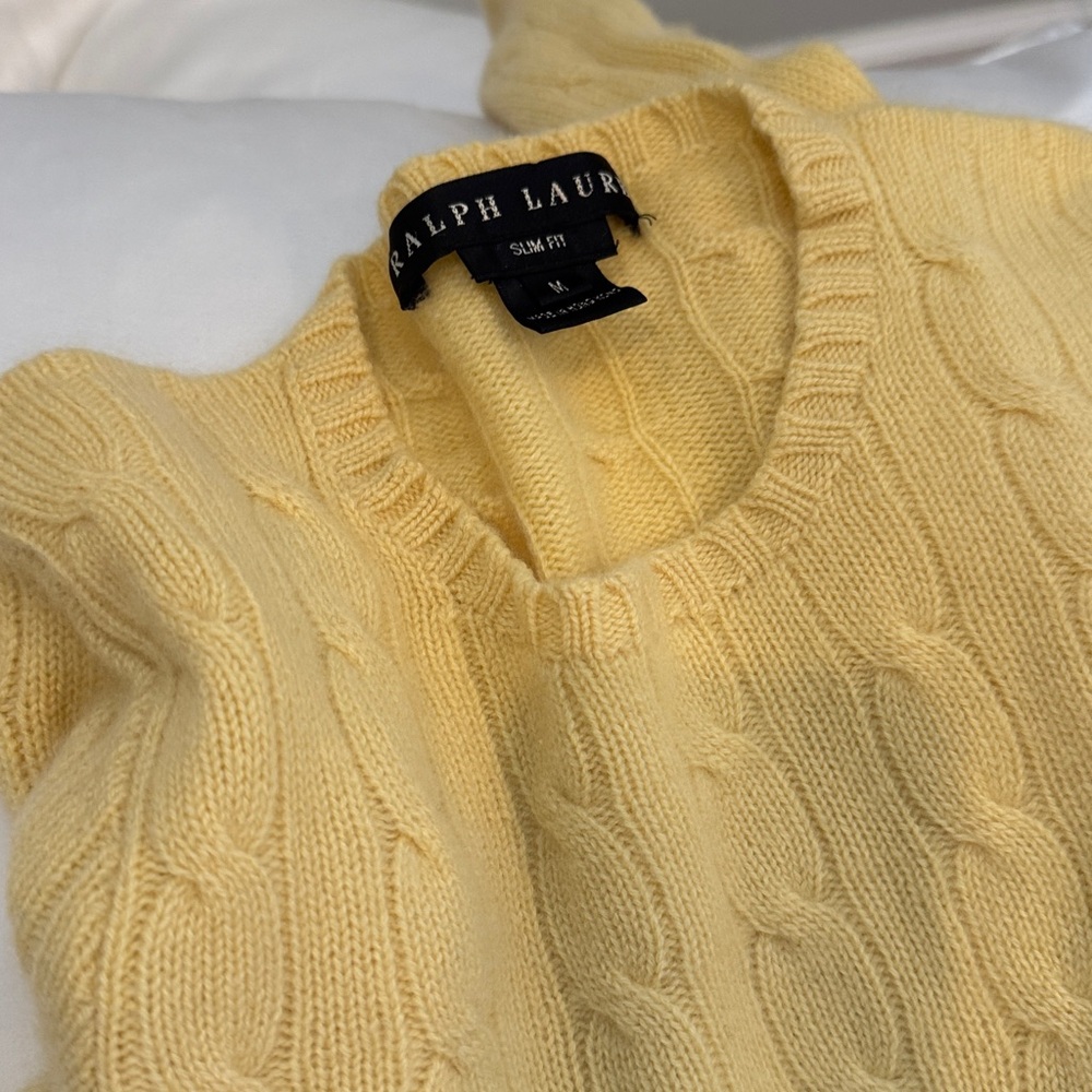 Ralph Lauren slim fit cable cashmere sweater M - Picture 2 of 2